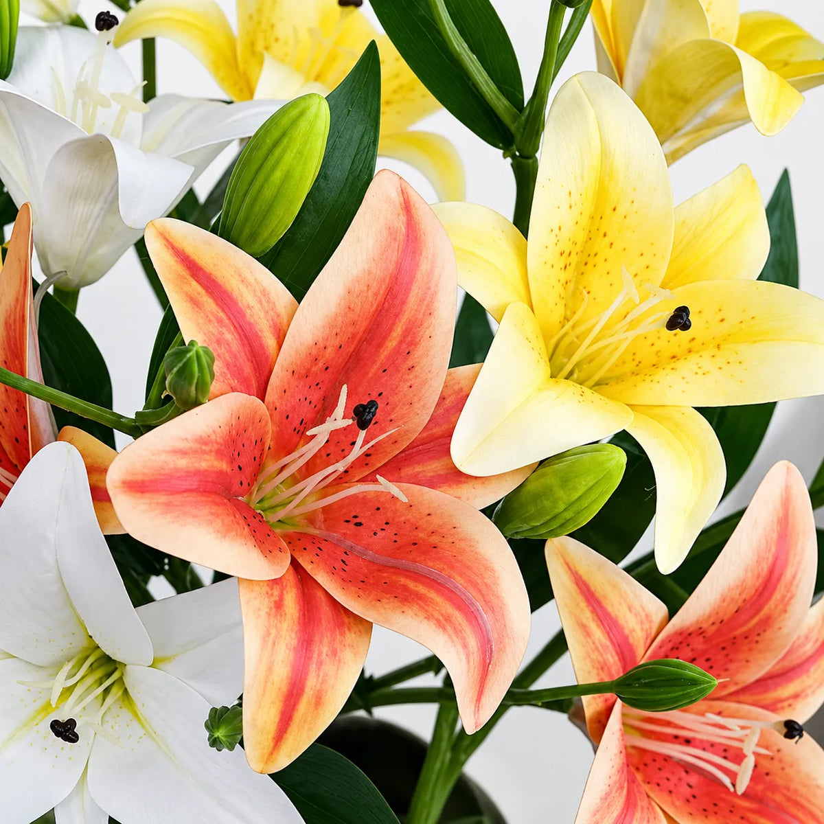 Yellow Aurelia Lily Artificial Flower Stem – 78cm (30 Inch) with 3 Blooms